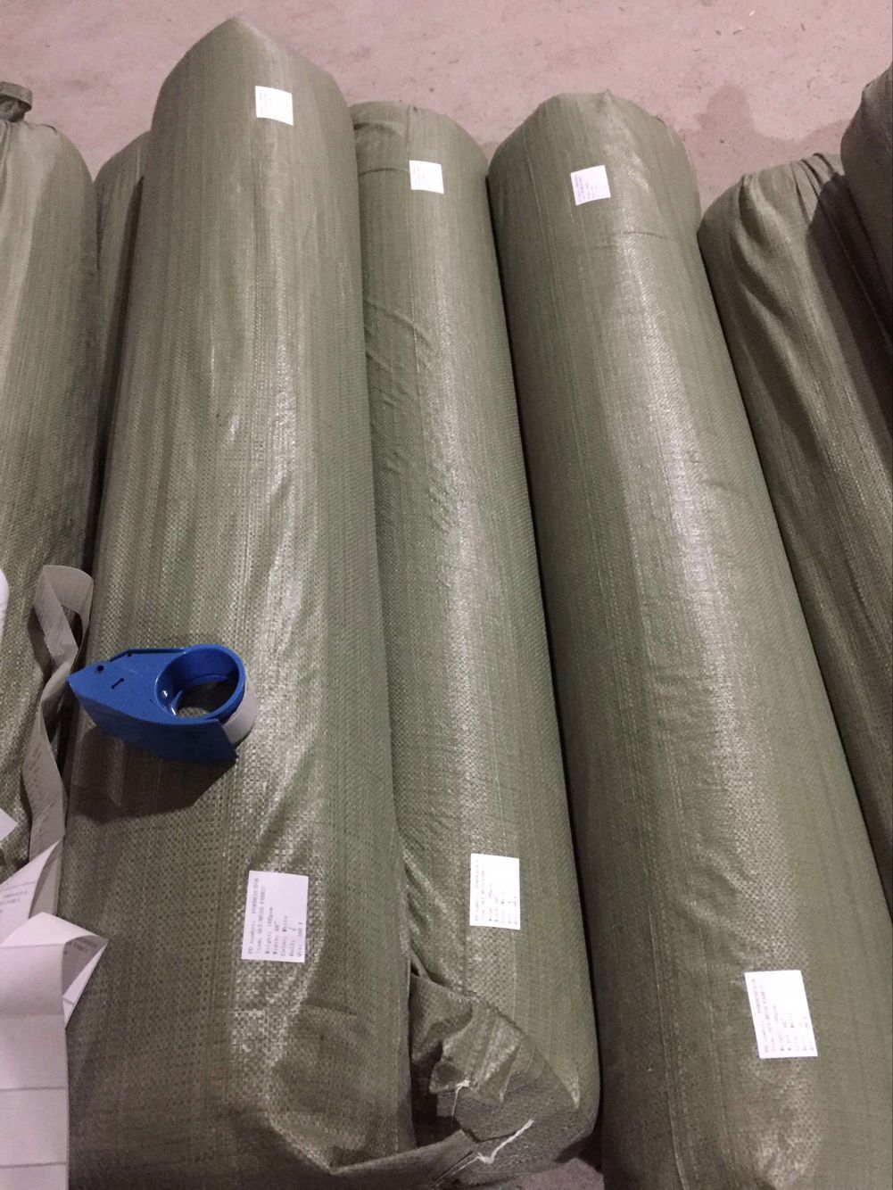 4686977760_756629855