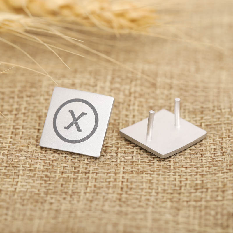 喷砂氧化丝印标牌