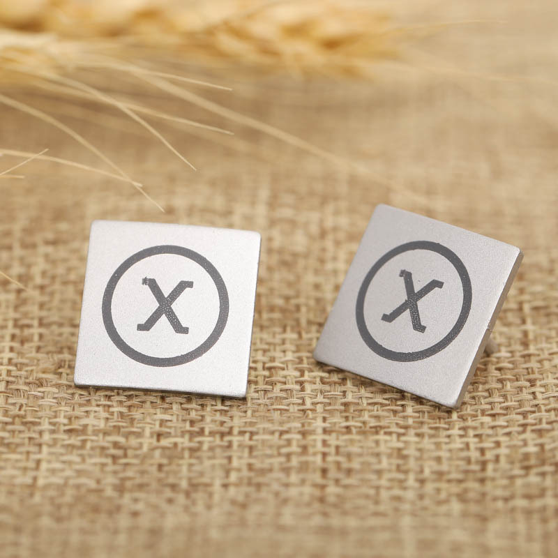 喷砂氧化丝印标牌1